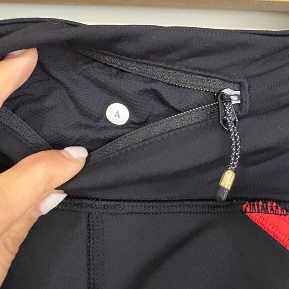 Lululemon Pedal To The Medal 7/8 Tight in Black / Alarming / Tranquil Blue - Picture 12 of 16